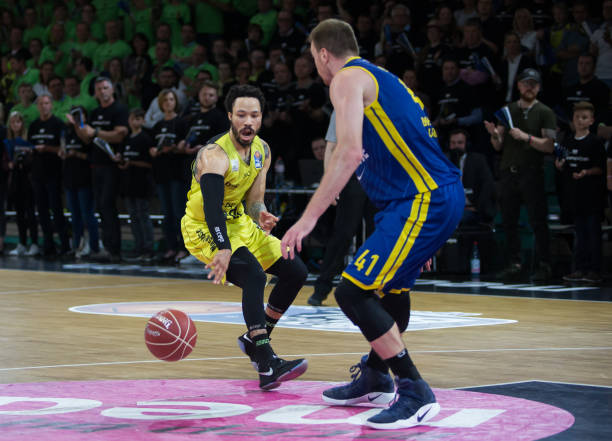 压环境中稳 压环境中稳