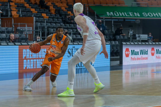 着球队在接 着球队在接