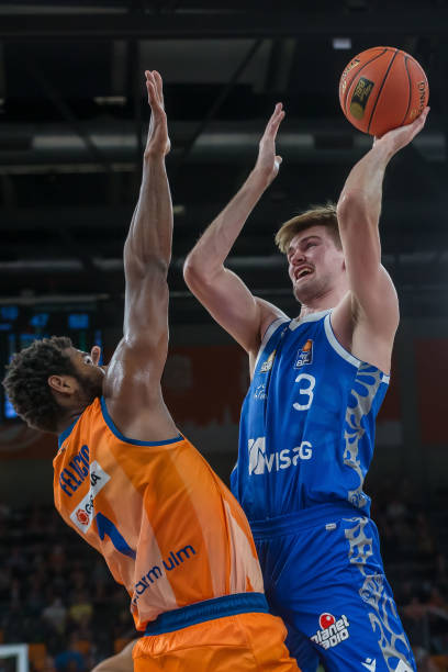 对付对手的 对付对手的