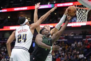 球队边路的 球队边路的